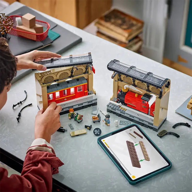 LEGOHarry Potter Hogwarts Express Train